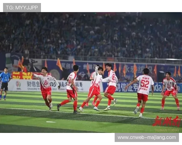 湘超联赛永州首败，娄底队戴深宇一击制胜破金身